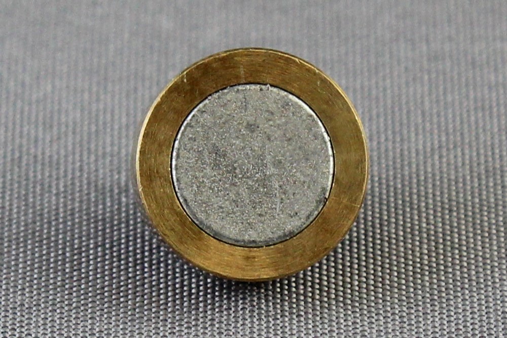 Magnetic Base